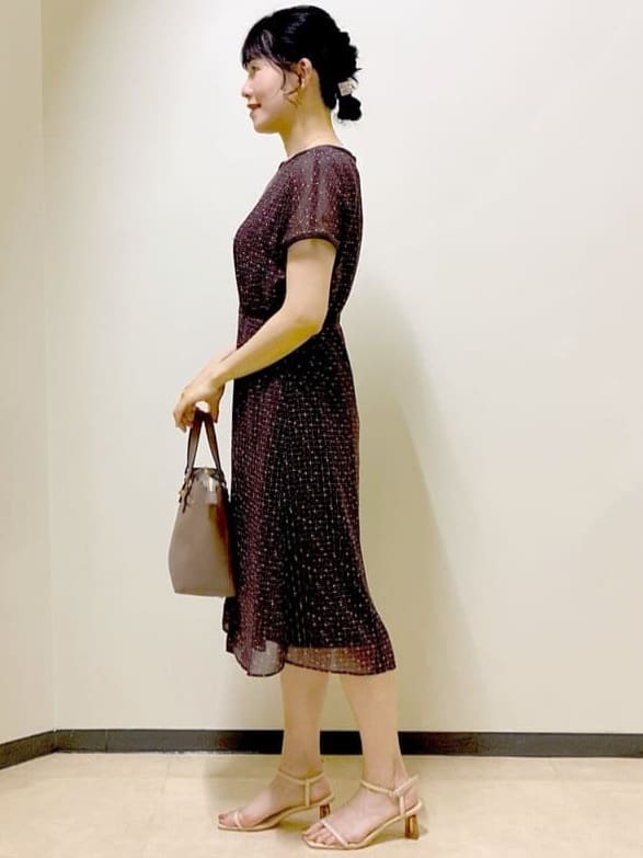  beni_gingerさんの「Reflect｜【WEB先行カラーあり／マシンウォッシュ可／ナローベルト付き】オフボディツイードチェックワンピース」を使ったコーディネート