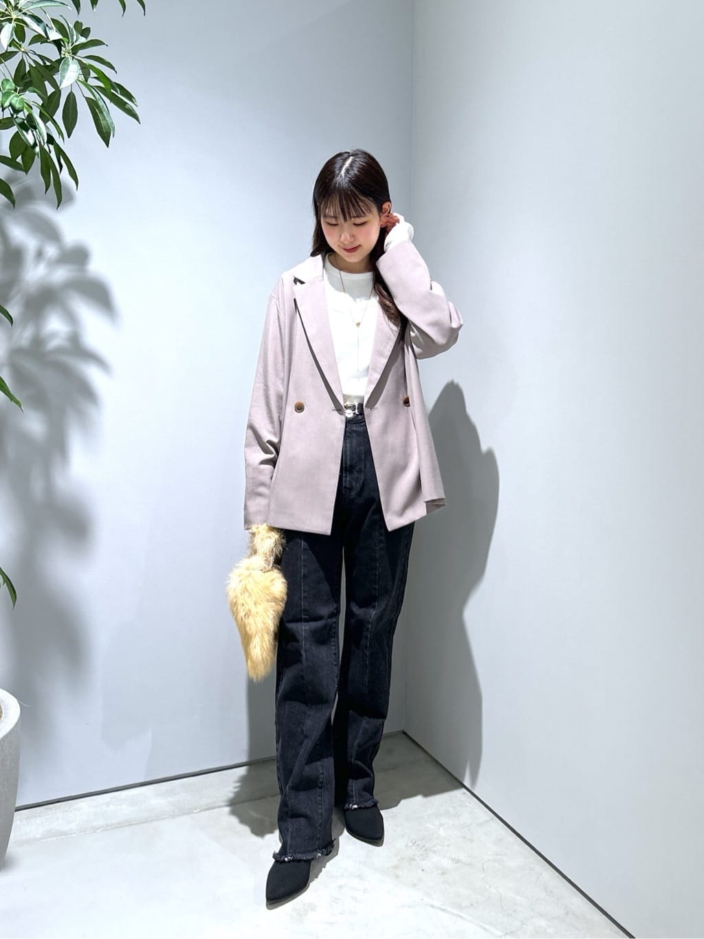 Renoさんの「INDIVI｜タンクレイヤーフライスカットソー」を使ったコーディネート