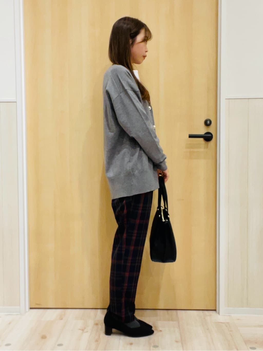 minamiさんの「SHOO･LA･RUE｜【S-LL】美しく見せる ボートネックロンT」を使ったコーディネート