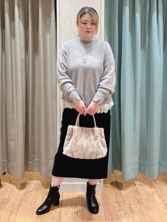 HANAさんの「SHOO･LA･RUE｜裾フリルレイヤードトップス」を使ったコーディネート