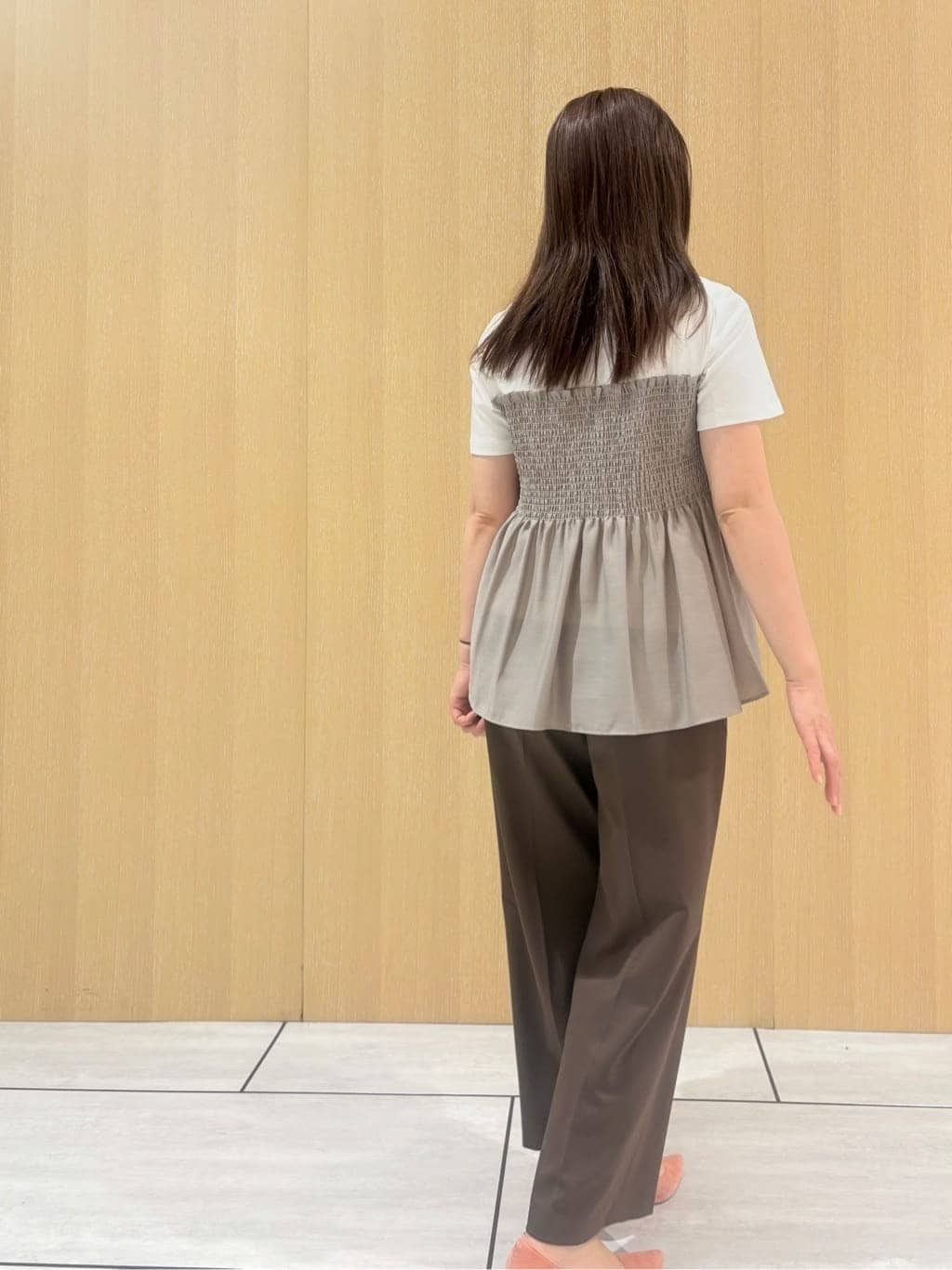 CHISATOさんの「UNTITLED｜【コットン100/洗える/Tシャツ】シャーリングドッキングペプラム」を使ったコーディネート
