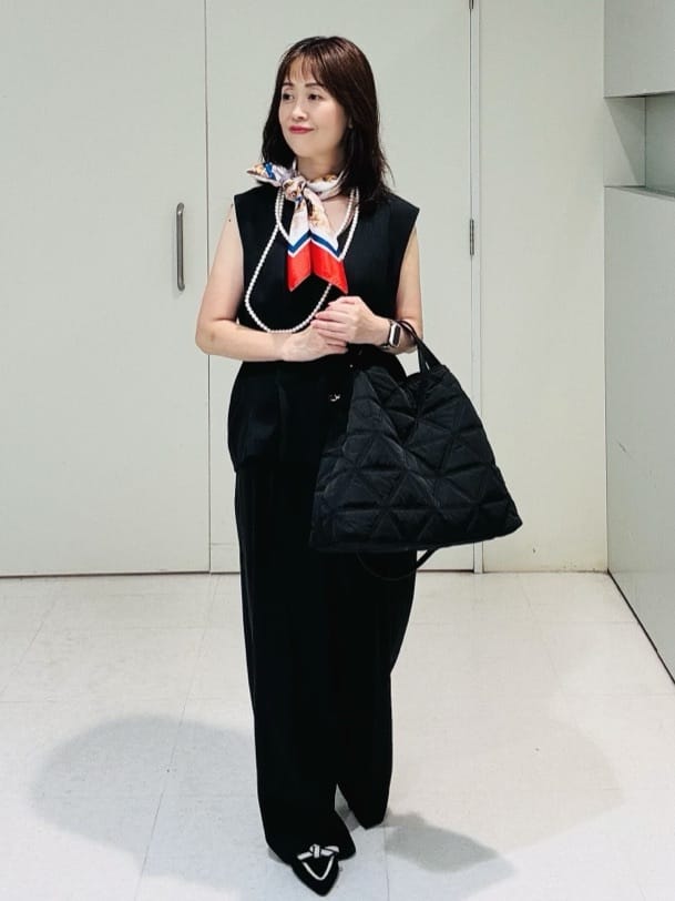 makiさんの「UNTITLED｜【セットアップ可/洗える】梳毛調合繊2タックワイドパンツ」を使ったコーディネート