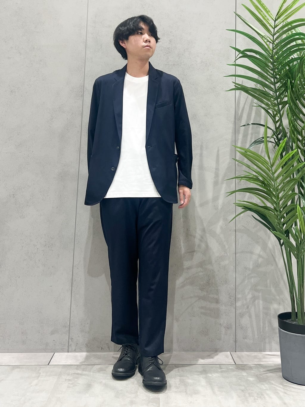 SHI-MAさんの「THE SHOP TK｜スムースファイバーリラックスジャケット 【セットアップ可／UVカット／イージーケア／洗濯機OK】」を使ったコーディネート