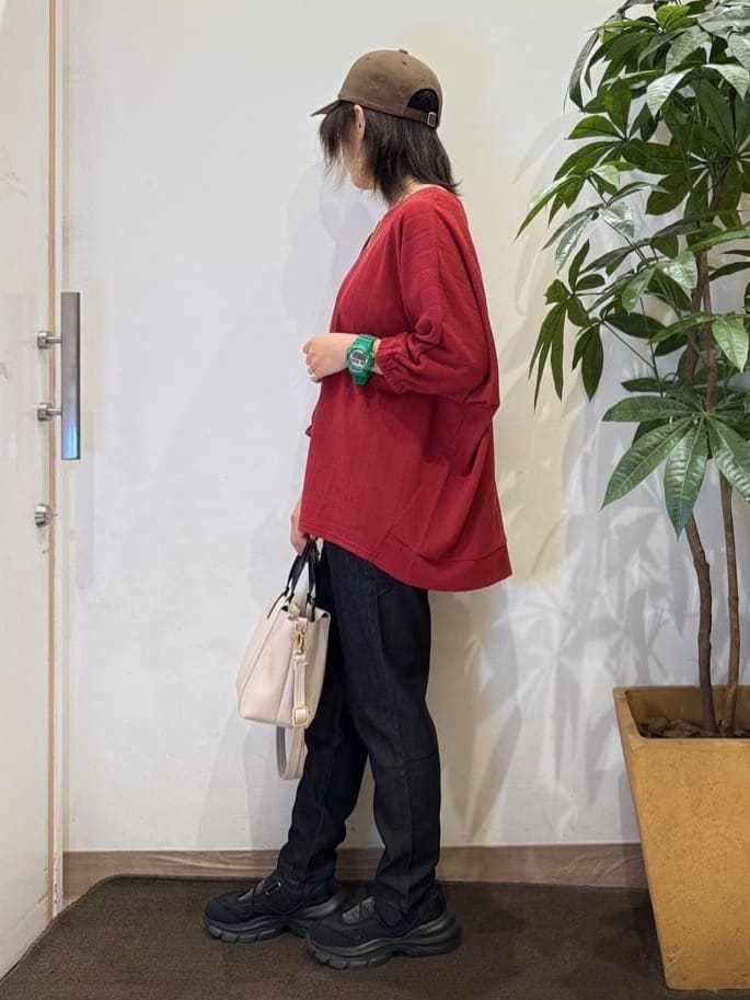 misakiさんの「SHOO･LA･RUE｜【S-LL/7分袖】ゆるシルエットが心地よい ドルマントップス」を使ったコーディネート