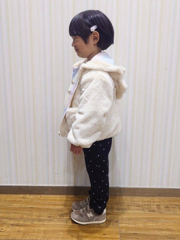 Yuiさんの「SHOO･LA･RUE｜【100-120cm/トドラー】耳付きエコファーパーカ」を使ったコーディネート