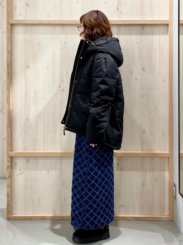 nakoさんの「THE SHOP TK｜【すっきり見えシルエット】上品ふわもこ中綿ブルゾン」を使ったコーディネート