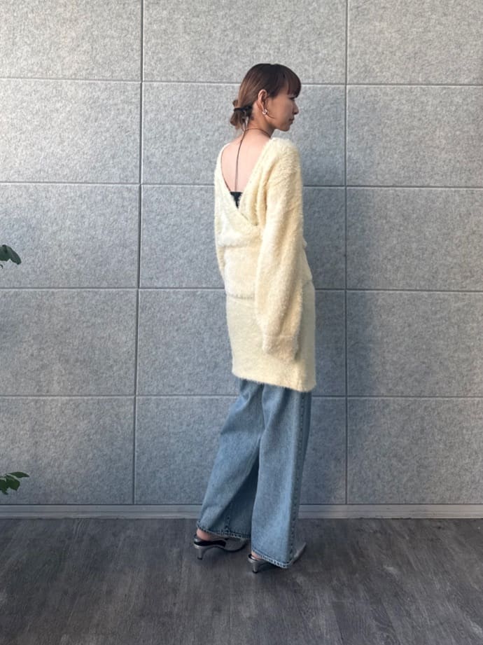 designer yukaさんの「CODE A｜feather pullover」を使ったコーディネート