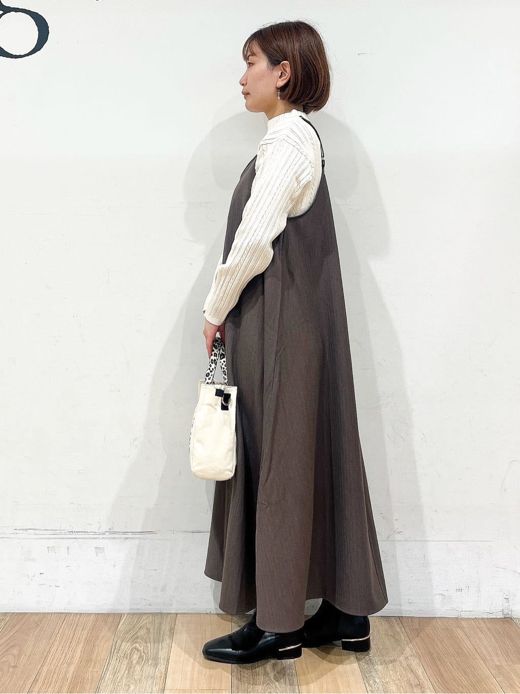 山さんさんの「grove｜【毛玉軽減／洗える】クロップドミニケーブルニット」を使ったコーディネート