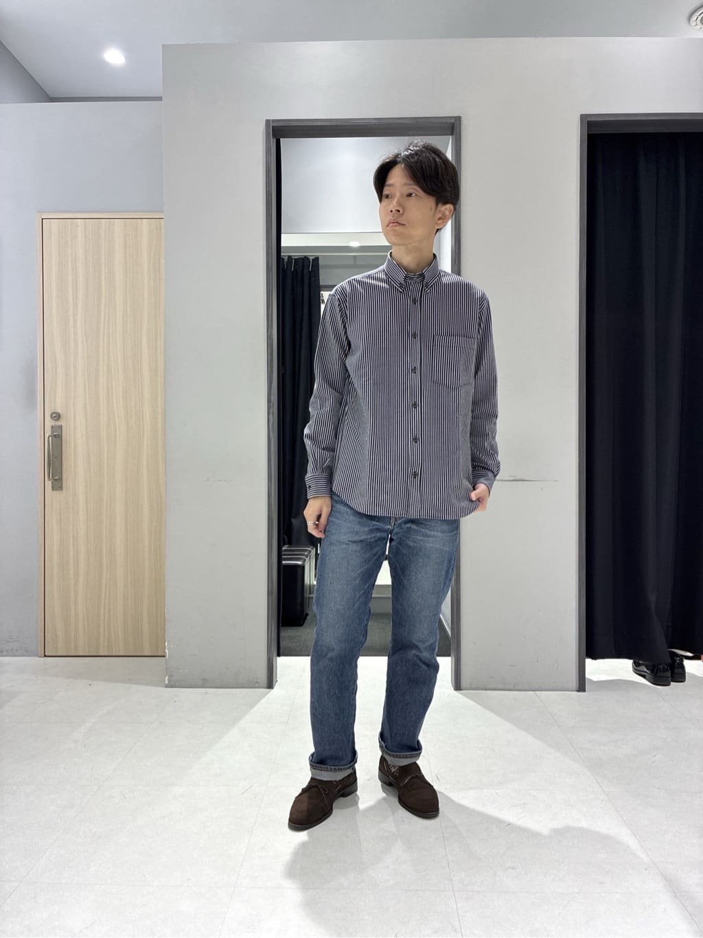 わいずみさんの「TAKEO KIKUCHI｜アンチピリング ジップアップ ニット」を使ったコーディネート