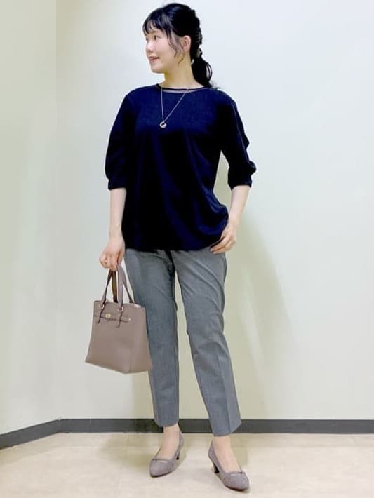  beni_gingerさんの「Reflect｜【すっきり見え！長め丈】ペプラムデザインシアーブラウス」を使ったコーディネート