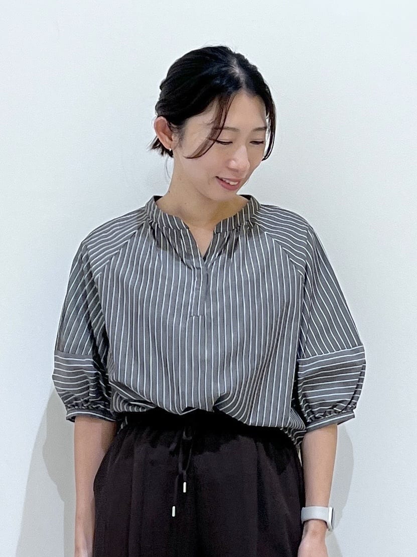 canaさんの「Dessin｜【ウエストゴム・洗える】センターライン入りテーパードパンツ（XS～L）」を使ったコーディネート