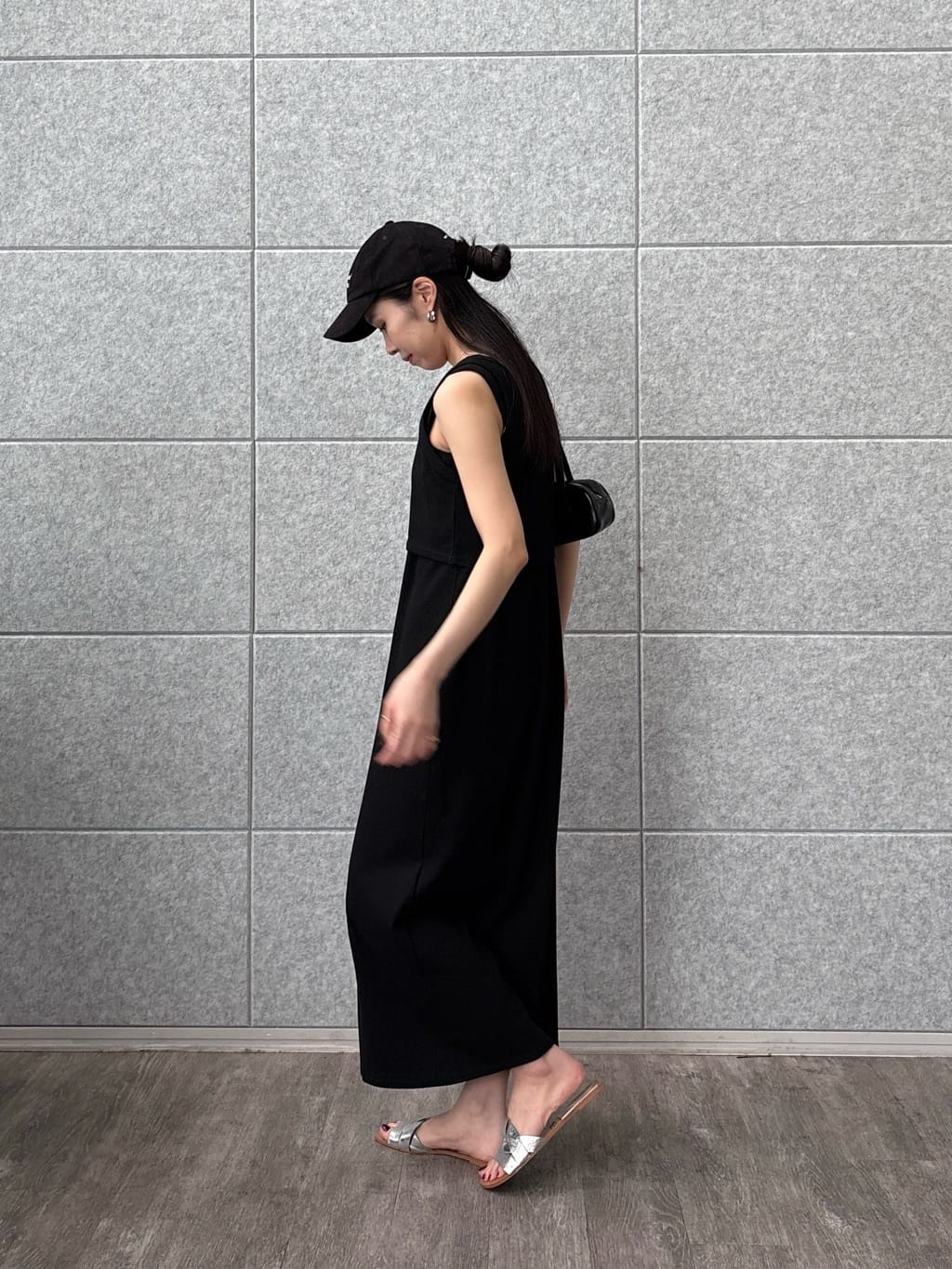 ひなさんの「INDIVI｜タンクトップレイヤードワンピース」を使ったコーディネート
