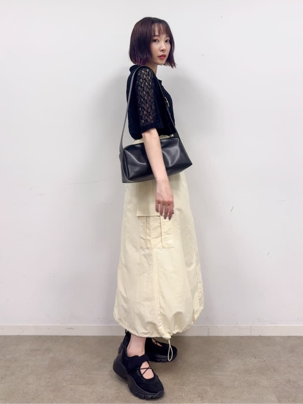 𝐜𝐡𝐢𝐤𝐚さんの「SHOO･LA･RUE｜【S-LL/5分袖】大人の抜け感 襟付きレーストップス」を使ったコーディネート