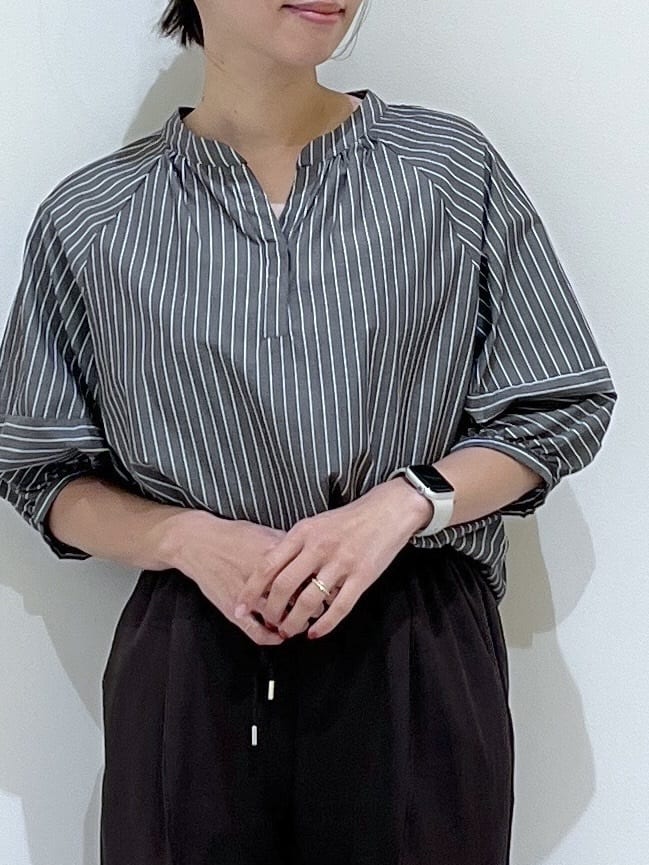 canaさんの「Dessin｜【ウエストゴム・洗える】センターライン入りテーパードパンツ（XS～L）」を使ったコーディネート