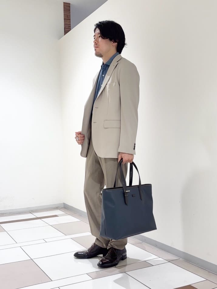 及川さんの「TAKEO KIKUCHI｜【360&deg;ストレッチ／セットアップ対応】None Of Stress ジャケット」を使ったコーディネート