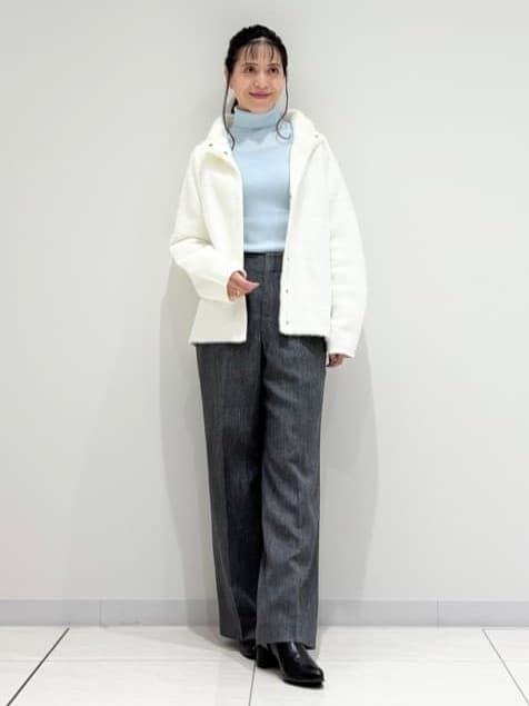 kayoさんの「INDIVI｜スタンドネック シャギーモールニット」を使ったコーディネート