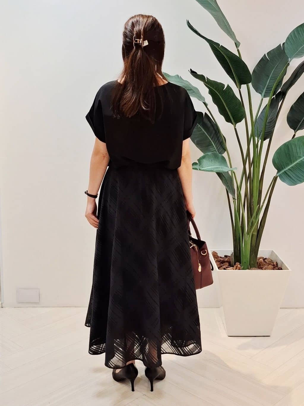 YuKaRiさんの「UNTITLED｜【セットアップ可/はっ水/通勤】リラククール 半袖ブラウス」を使ったコーディネート