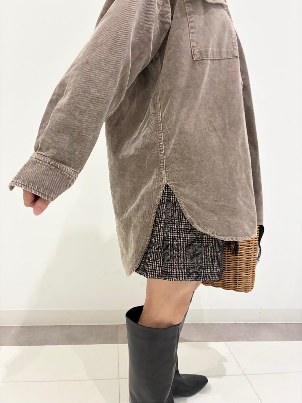Reecoさんの「DRESSTERIOR｜◆Dhyana．（ディアナドット）&times;金子綾 ロングブーツ」を使ったコーディネート