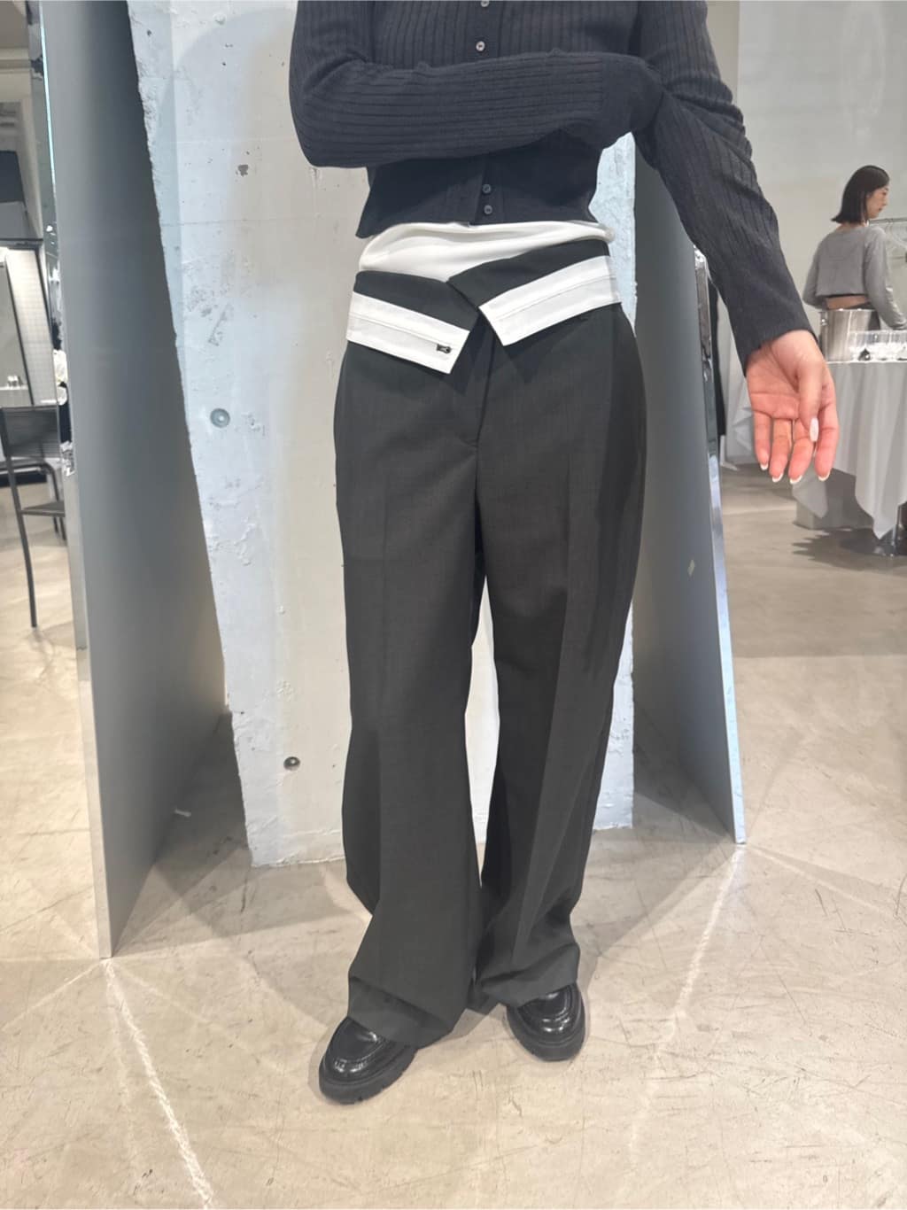 designer yukaさんの「CODE A｜turn up chic trousers」を使ったコーディネート