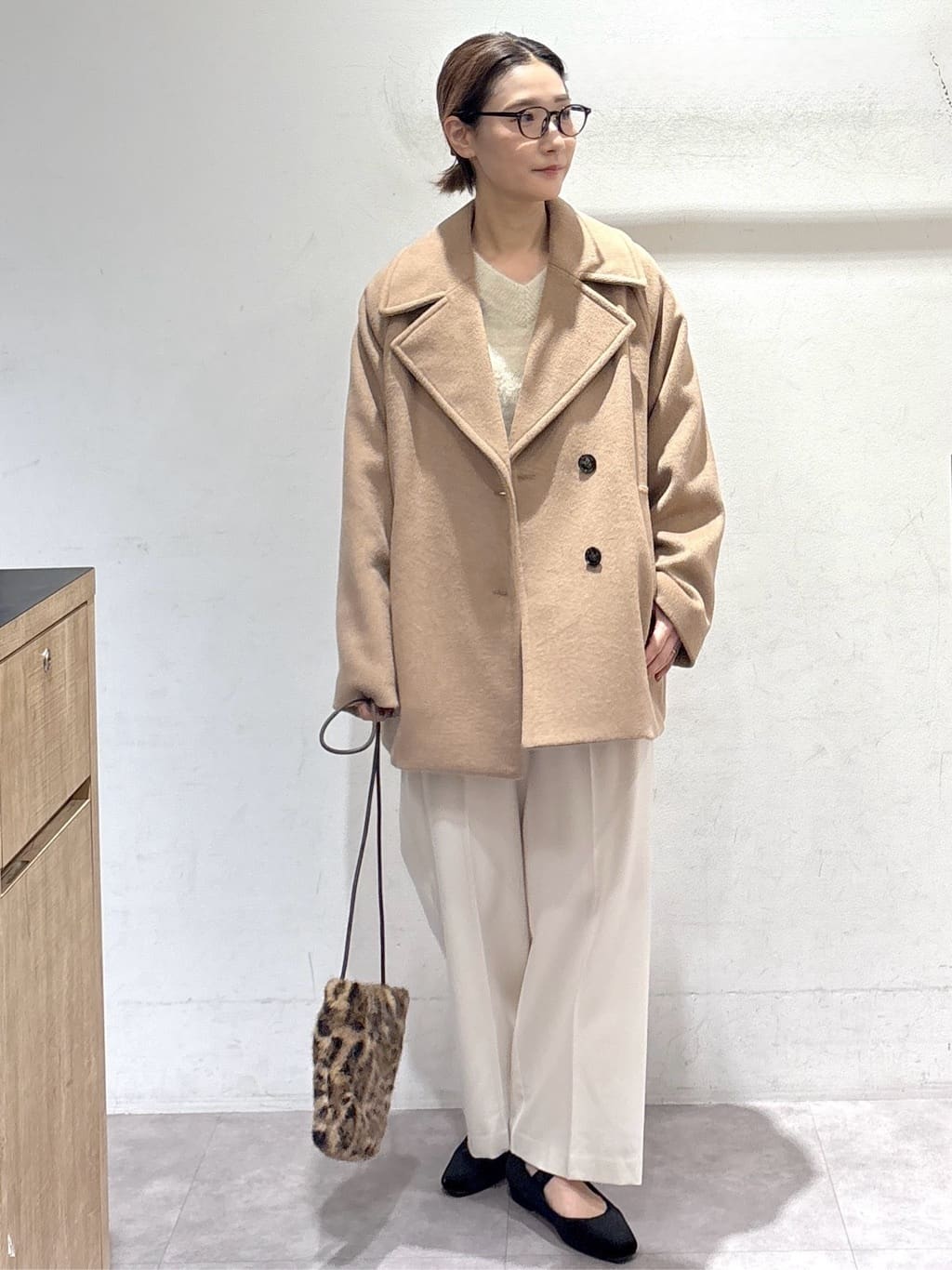 たけねぇさんの「OPAQUE.CLIP｜カシミヤブレンドウールミドルピーコート」を使ったコーディネート
