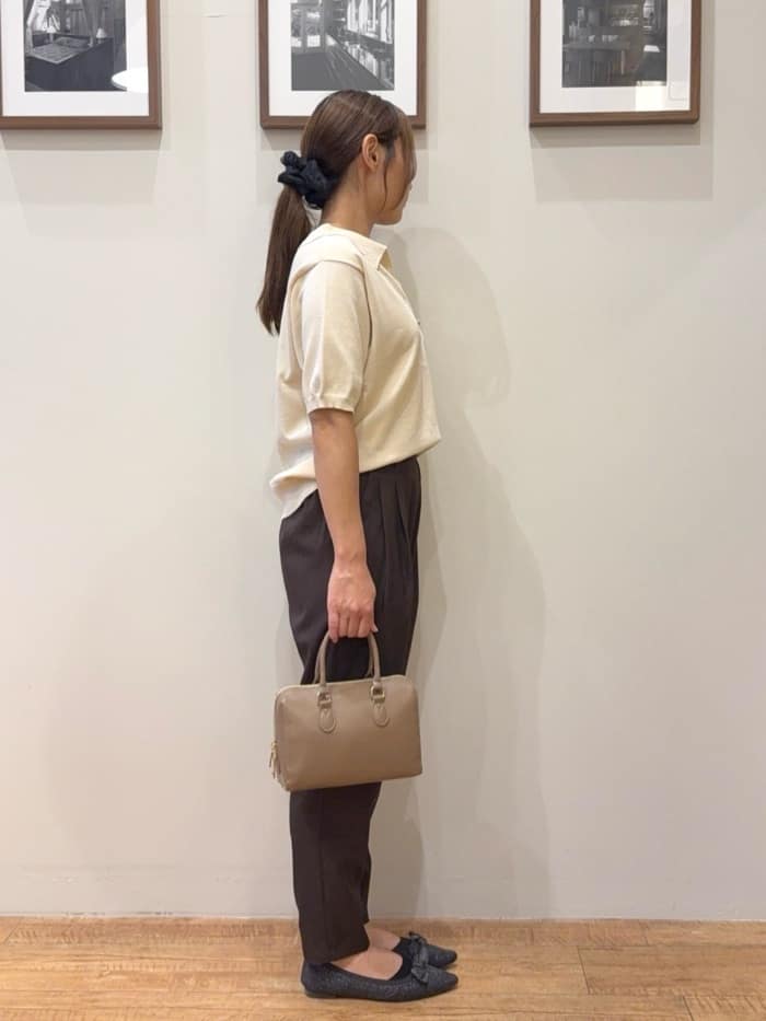 maiさんの「SHOO･LA･RUE｜【S-LL/洗える】大人の抜け感 スキッパーニット」を使ったコーディネート
