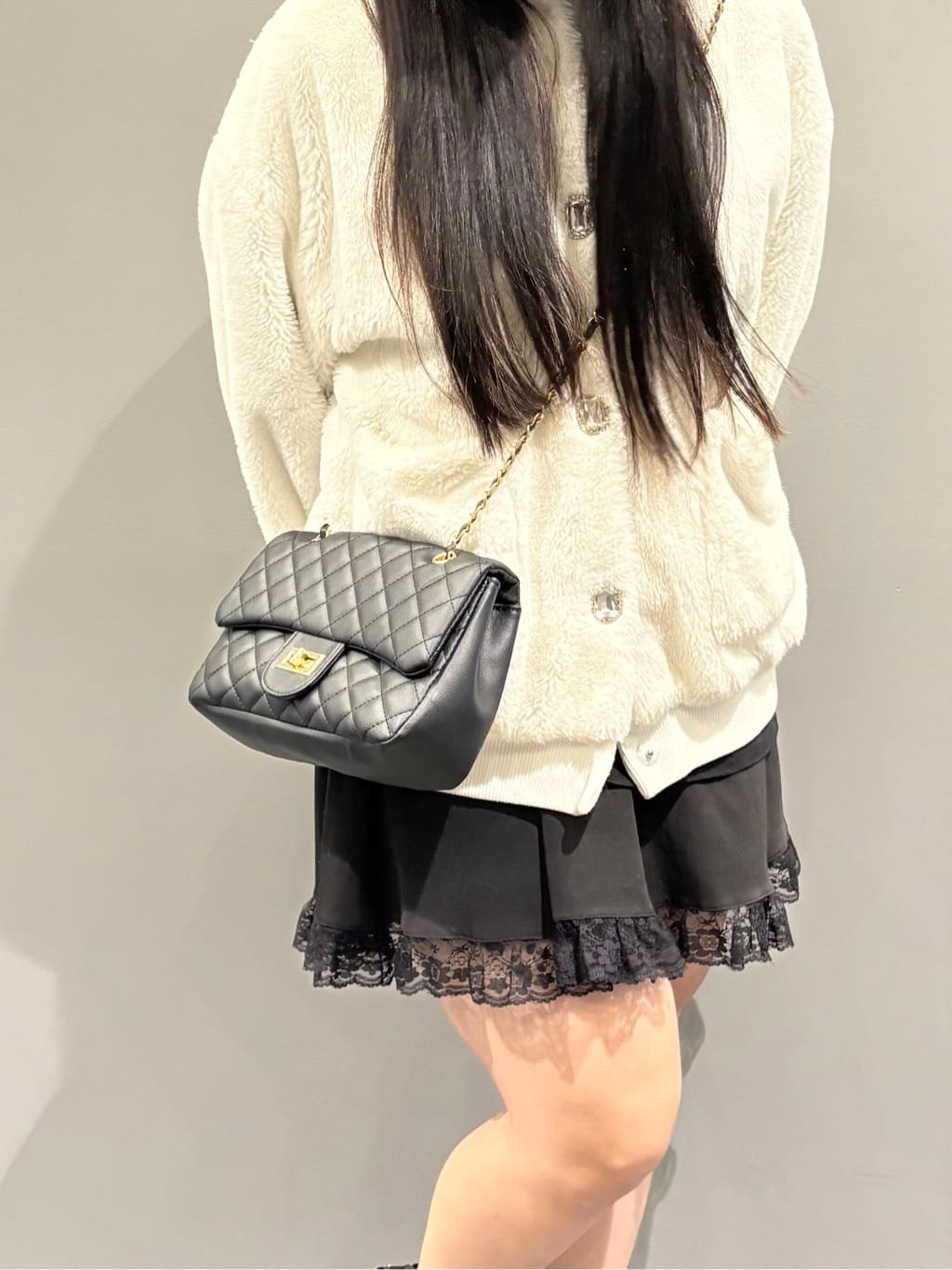 ひなさんの「ESPERANZA｜4色展開リボン付きソックス」を使ったコーディネート