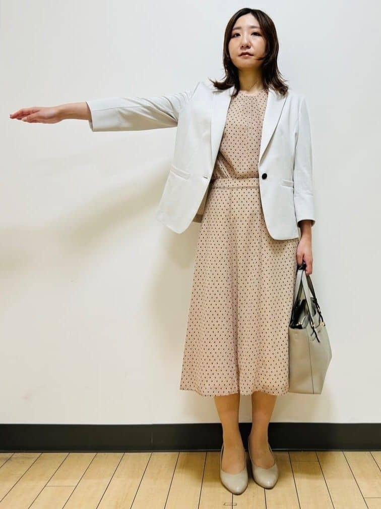miiiさんの「Reflect｜【マシンウォッシュ可／セットアップ可】コツキ柄プリントブラウス」を使ったコーディネート
