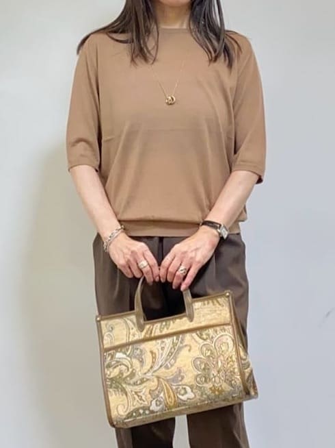 tomoさんの「UNTITLED｜【アンサンブル可/洗える/Vネック】ウールシルクカーディガン」を使ったコーディネート