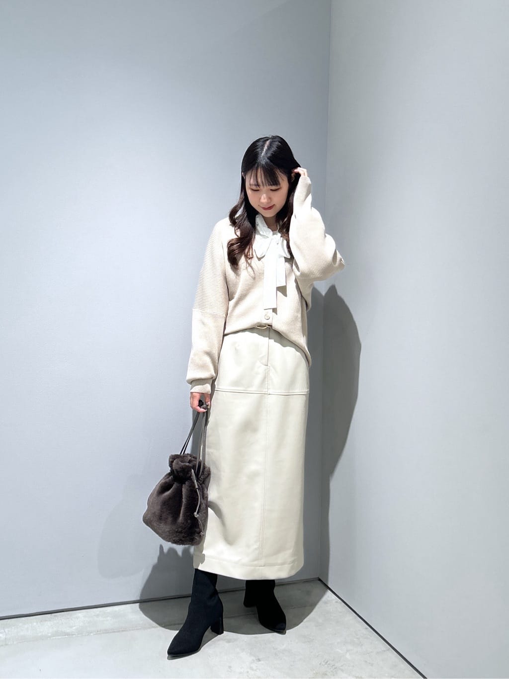 Renoさんの「INDIVI｜【再入荷】フォルムリブニットカーディガン」を使ったコーディネート
