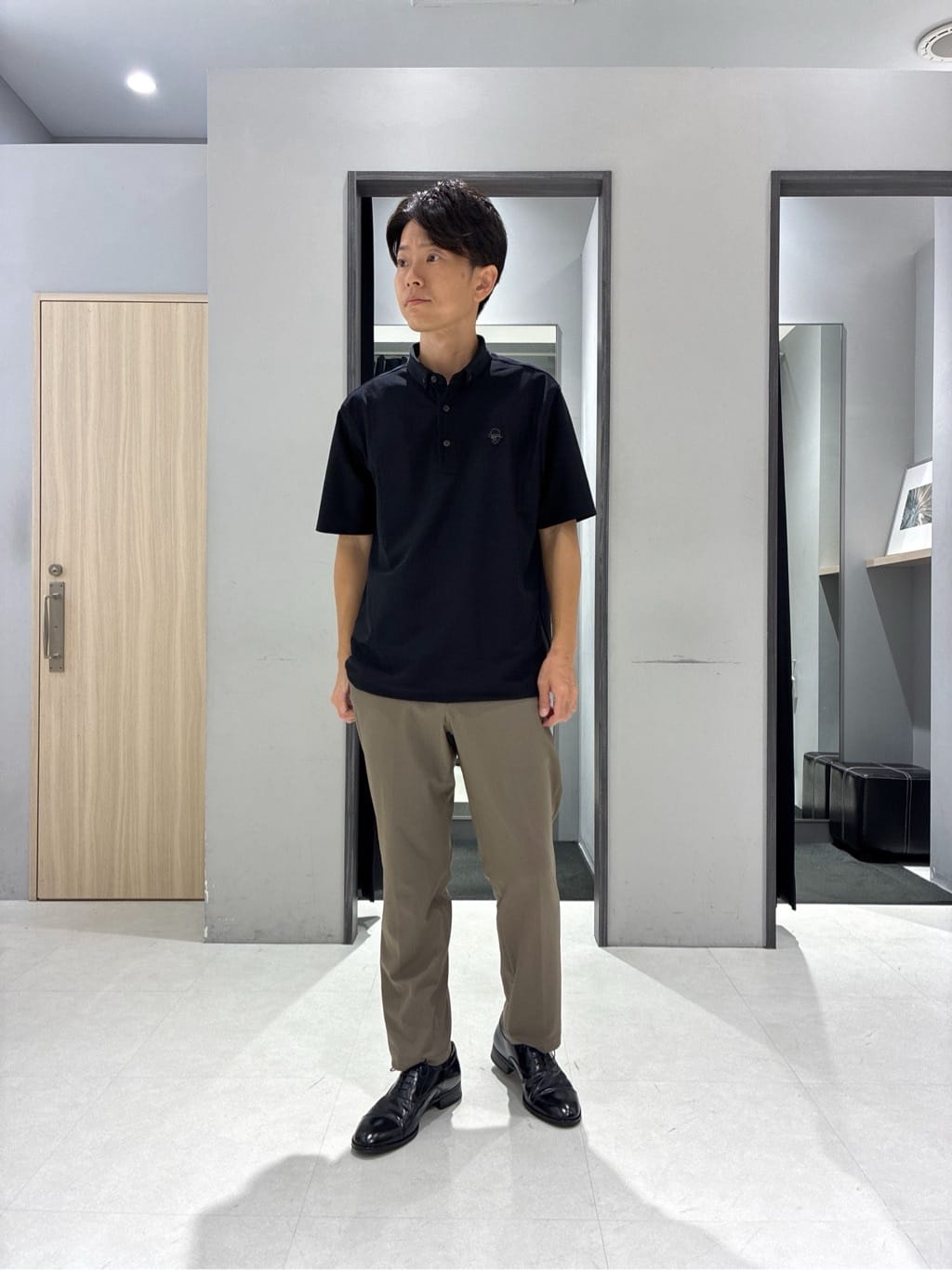 わいずみさんの「TAKEO KIKUCHI｜【360&deg;ストレッチ／セットアップ対応】None Of Stress ジャケット」を使ったコーディネート