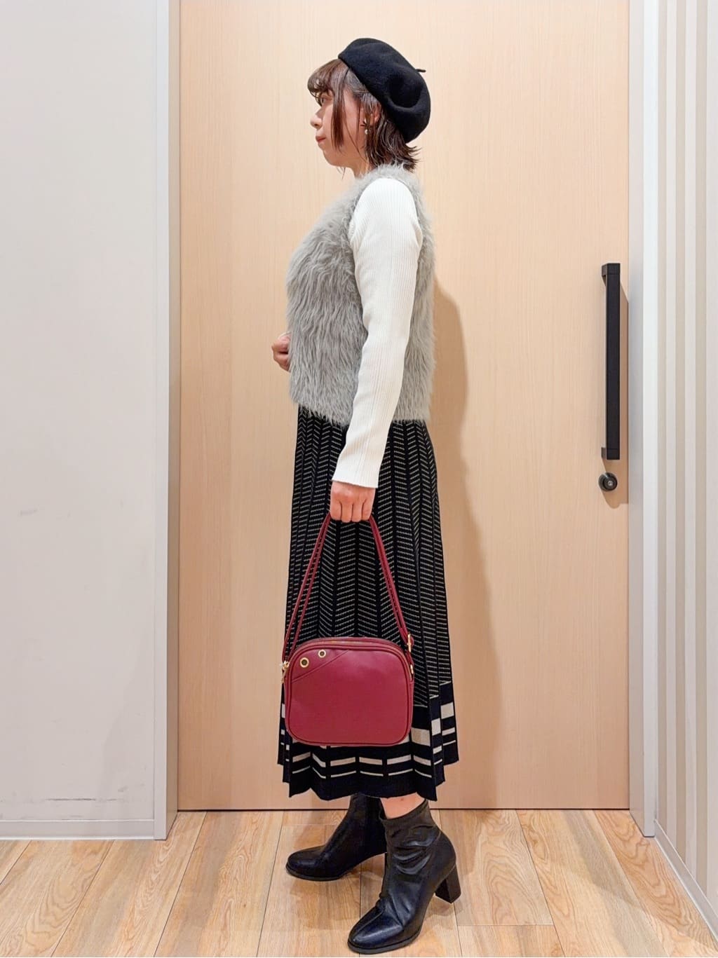 yocchiさんの「SHOO･LA･RUE｜ストレッチブーツ」を使ったコーディネート