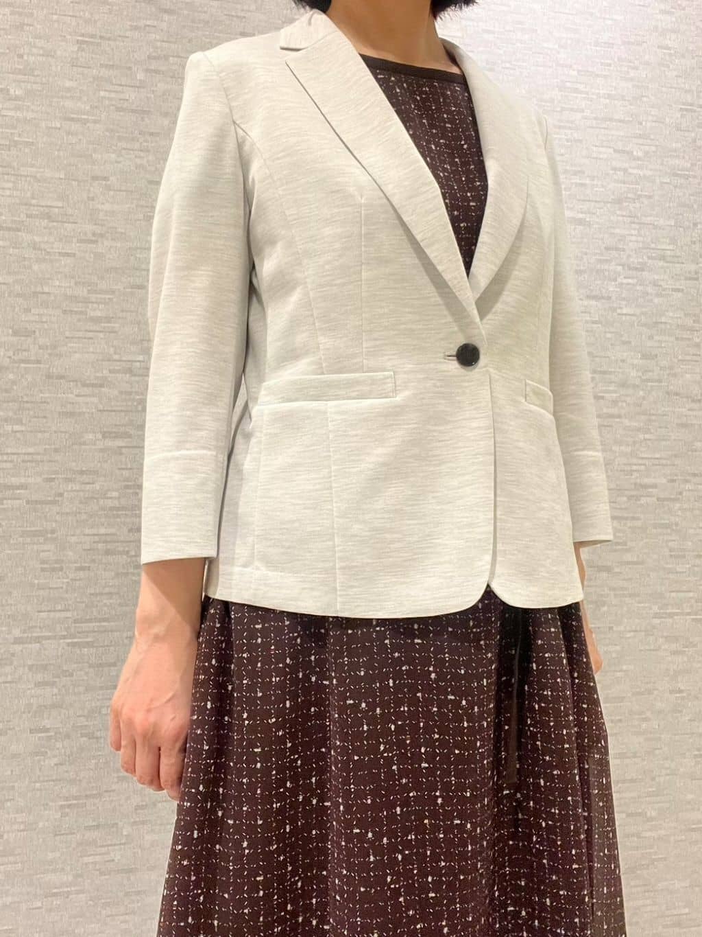 marikoさんの「Reflect｜【WEB先行カラーあり／マシンウォッシュ可／ナローベルト付き】オフボディツイードチェックワンピース」を使ったコーディネート