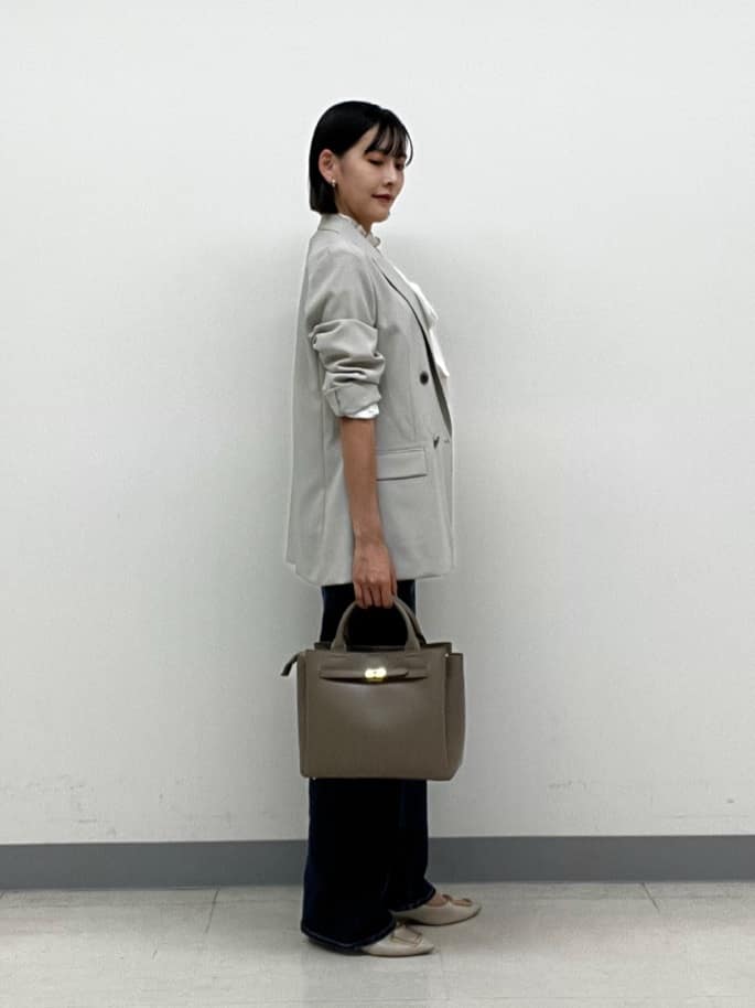 hinanoさんの「INDIVI｜【UVケア】ライトダブルジャケット」を使ったコーディネート