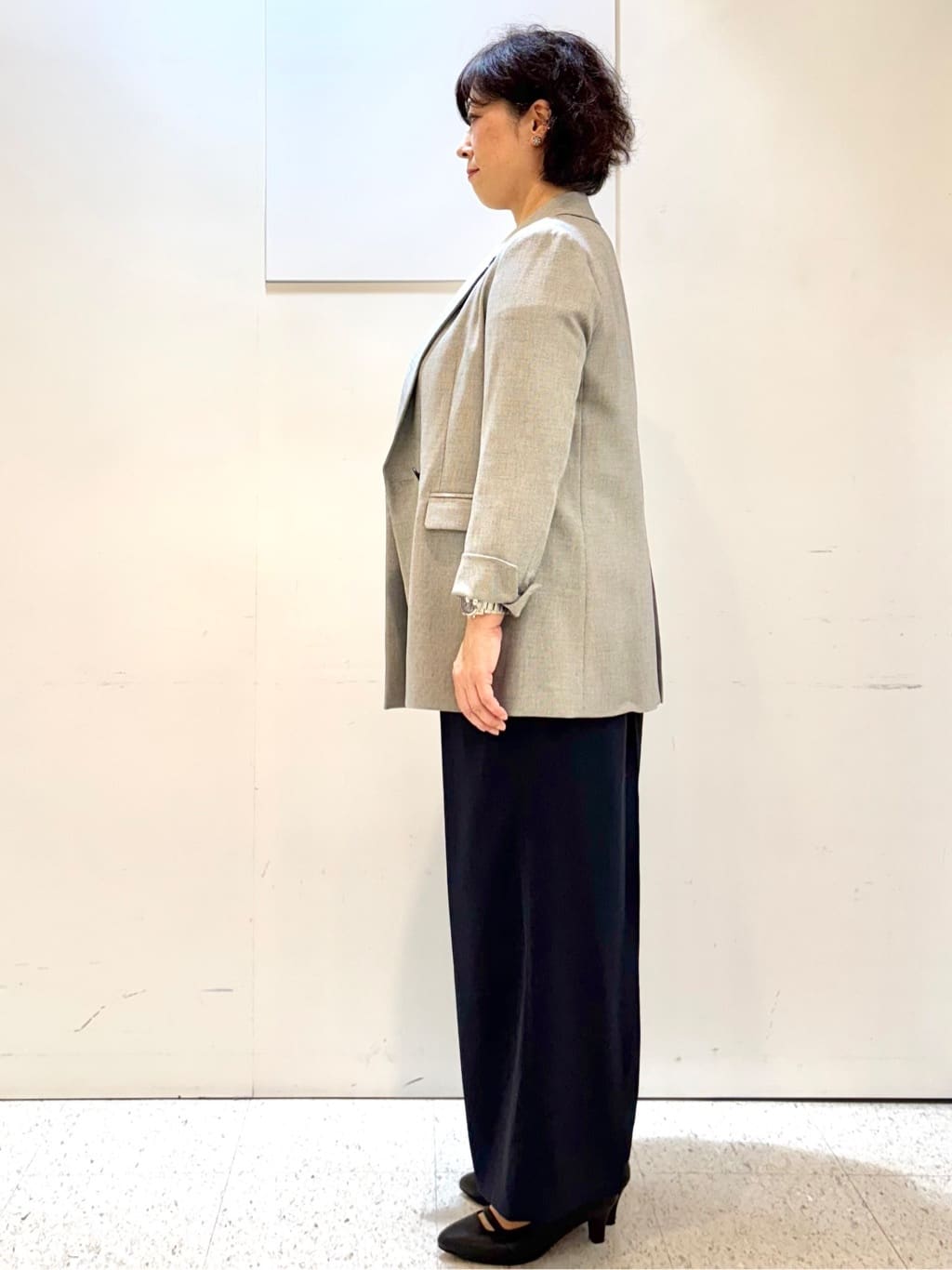 ヤスコさんの「Reflect｜【きちんと見え／セットアップ可／通勤におすすめ◎】ペプラムプリントブラウス」を使ったコーディネート
