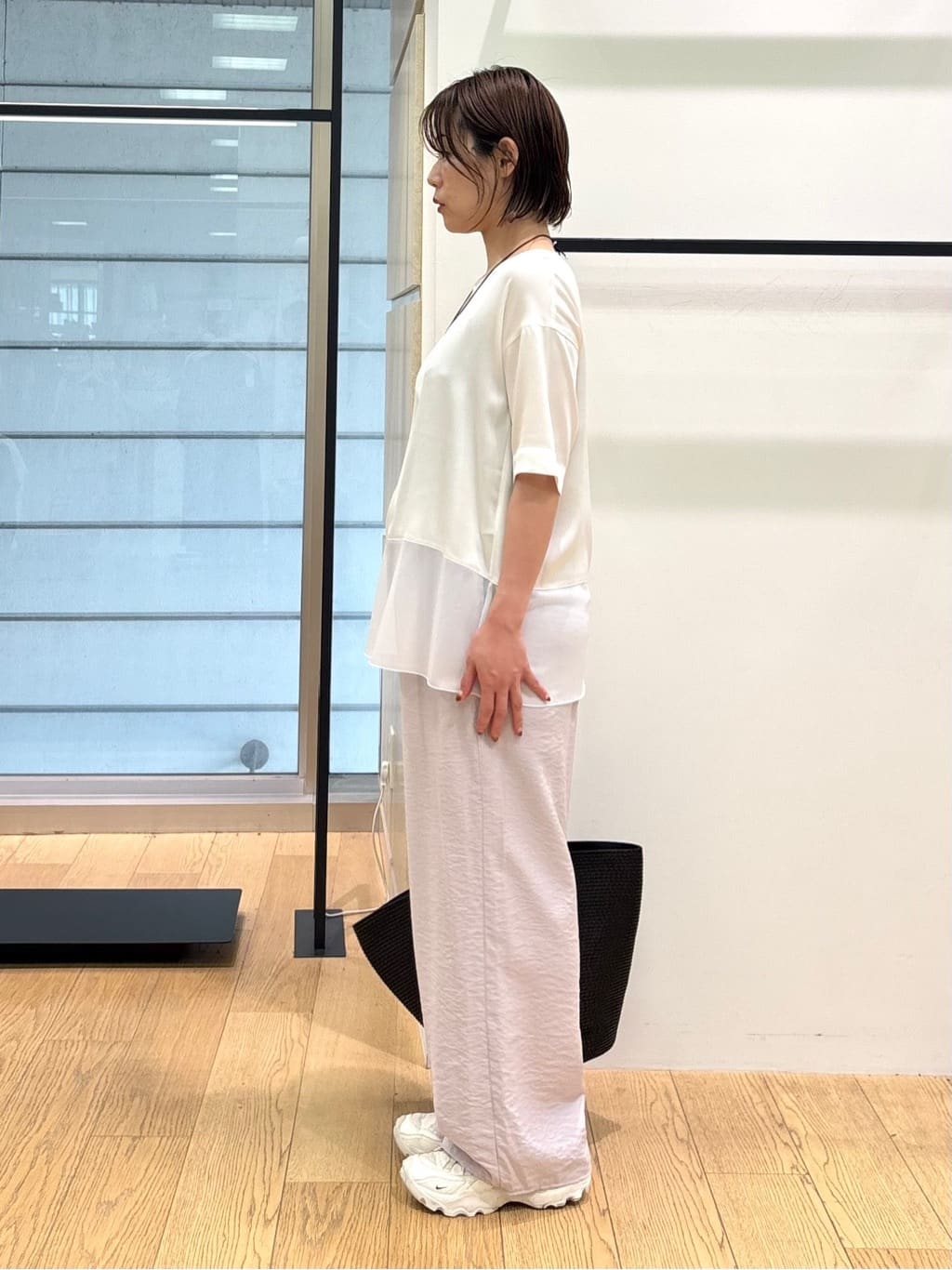 asamiさんの「INDIVI｜【洗える】裾シアー半袖トップス」を使ったコーディネート