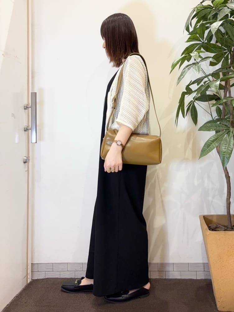 宗形さんの「SHOO･LA･RUE｜【洗える/S-LL】季節の変わり目に 透かし柄が涼やか ジップブルゾン」を使ったコーディネート