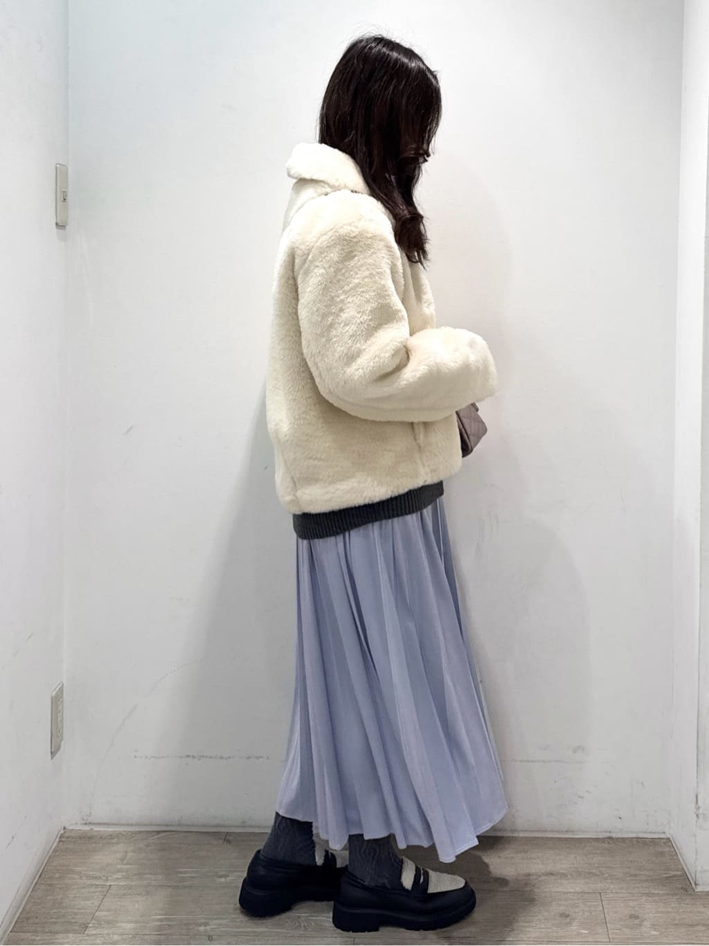 yuicciさんの「OPAQUE.CLIP｜ステンカラーボアブルゾン【洗える】」を使ったコーディネート