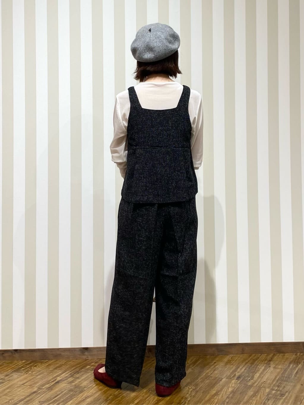 SAOさんの「SHOO･LA･RUE｜【洗える/S-LL】上品見え ベロア調シアートップス」を使ったコーディネート