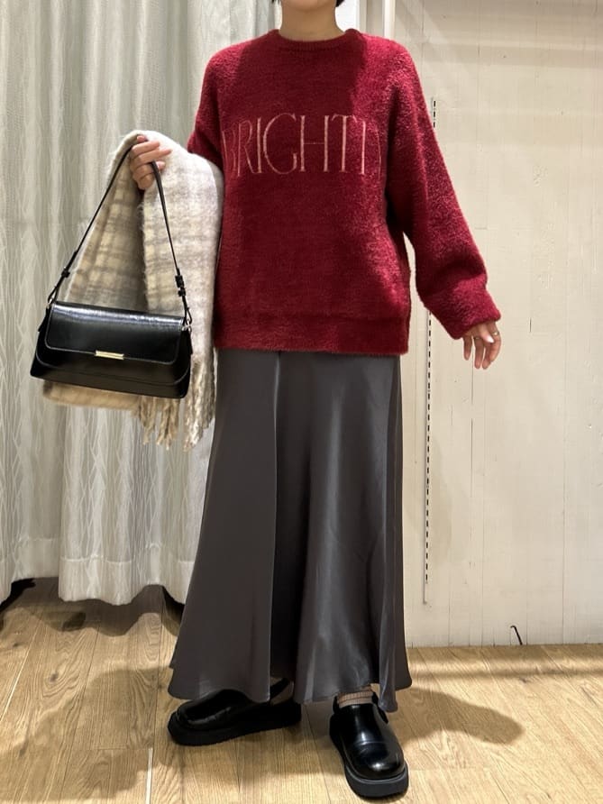 ga_riさんの「THE SHOP TK｜ベルベットフェザー ロゴニットプルオーバー」を使ったコーディネート