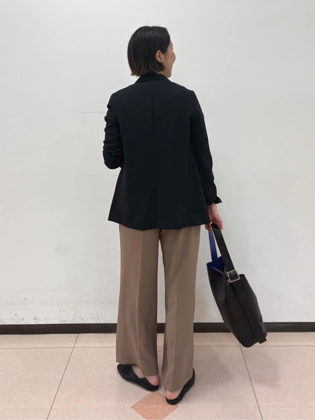 yuriさんの「INDIVI｜【着心地◎！】タックワイドパンツ」を使ったコーディネート