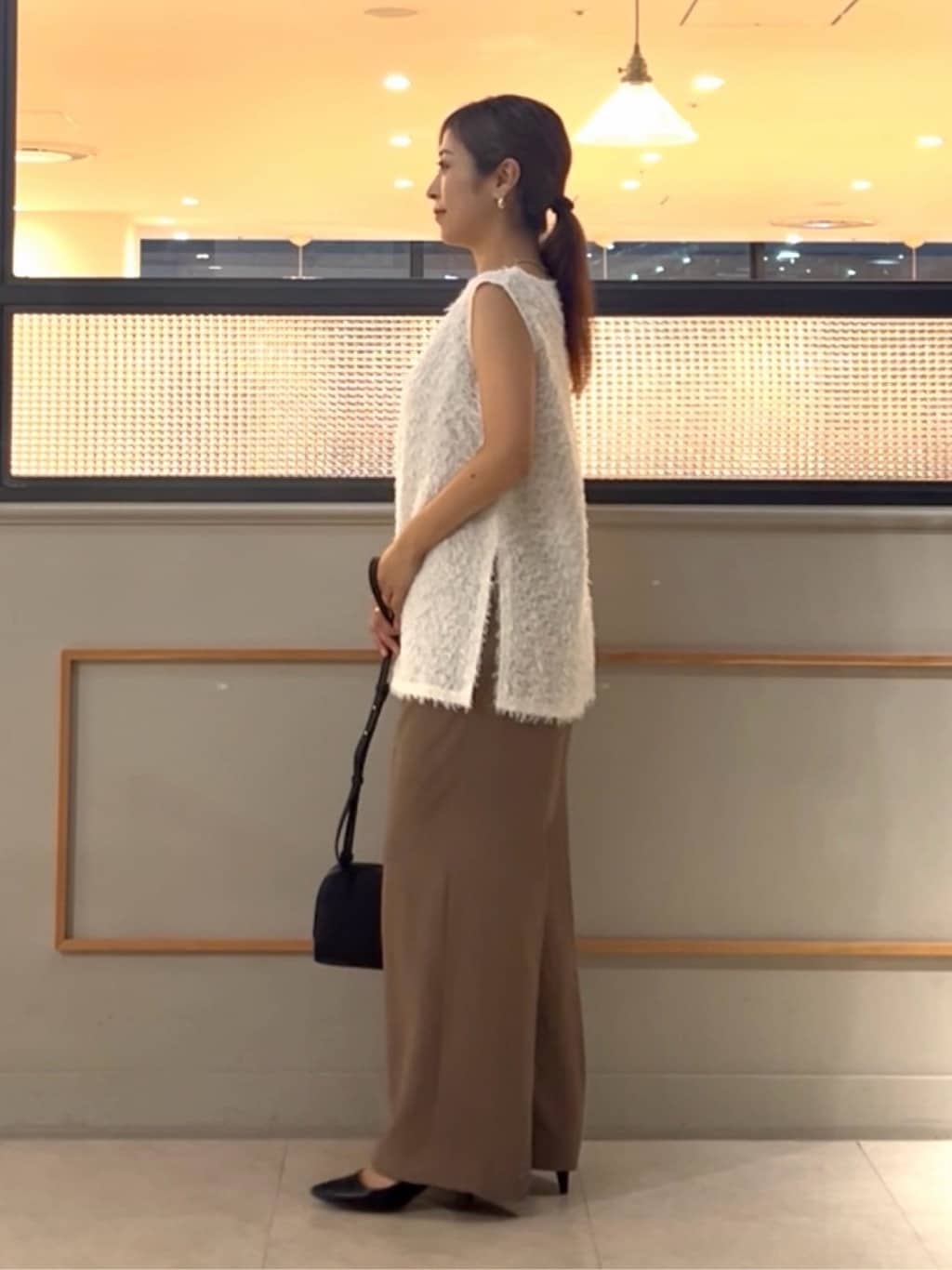 𝑹𝑶𝑴𝑰さんの「INDIVI｜【軽く羽織れる！】ダブルジャケット」を使ったコーディネート