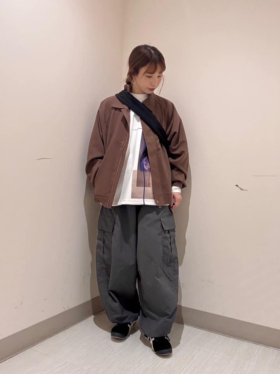 S.A.Oさんの「tk.TAKEO KIKUCHI｜長袖 サイドスタックプリントカットソー」を使ったコーディネート