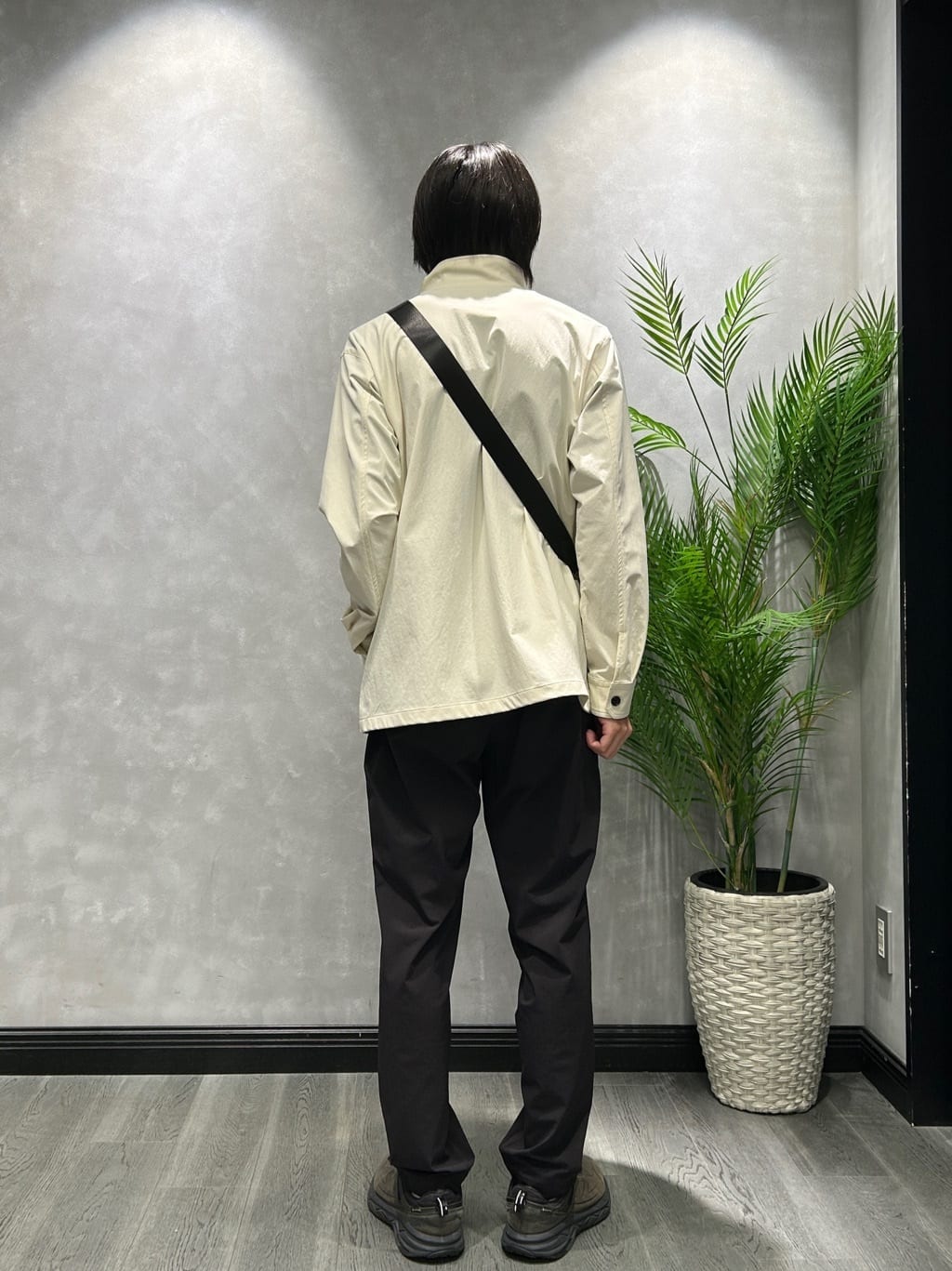 ruiさんの「TAKEO KIKUCHI｜【3D ナイロン ストレッチ】スタンドカラー シャツブルゾン」を使ったコーディネート