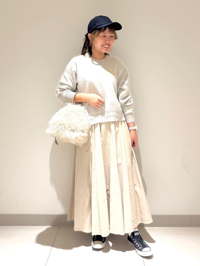 Liriさんの「Dessin｜【選べる首元デザイン/洗える】クルーネックロングTシャツ」を使ったコーディネート