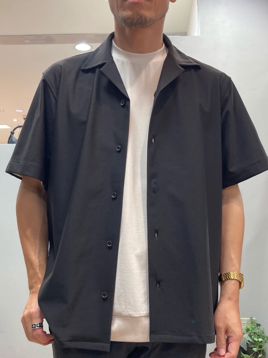 シュンさんの「TAKEO KIKUCHI｜【COOL CITY WEAR】エアートール オープンカラーシャツ /接触冷感・通気性」を使ったコーディネート