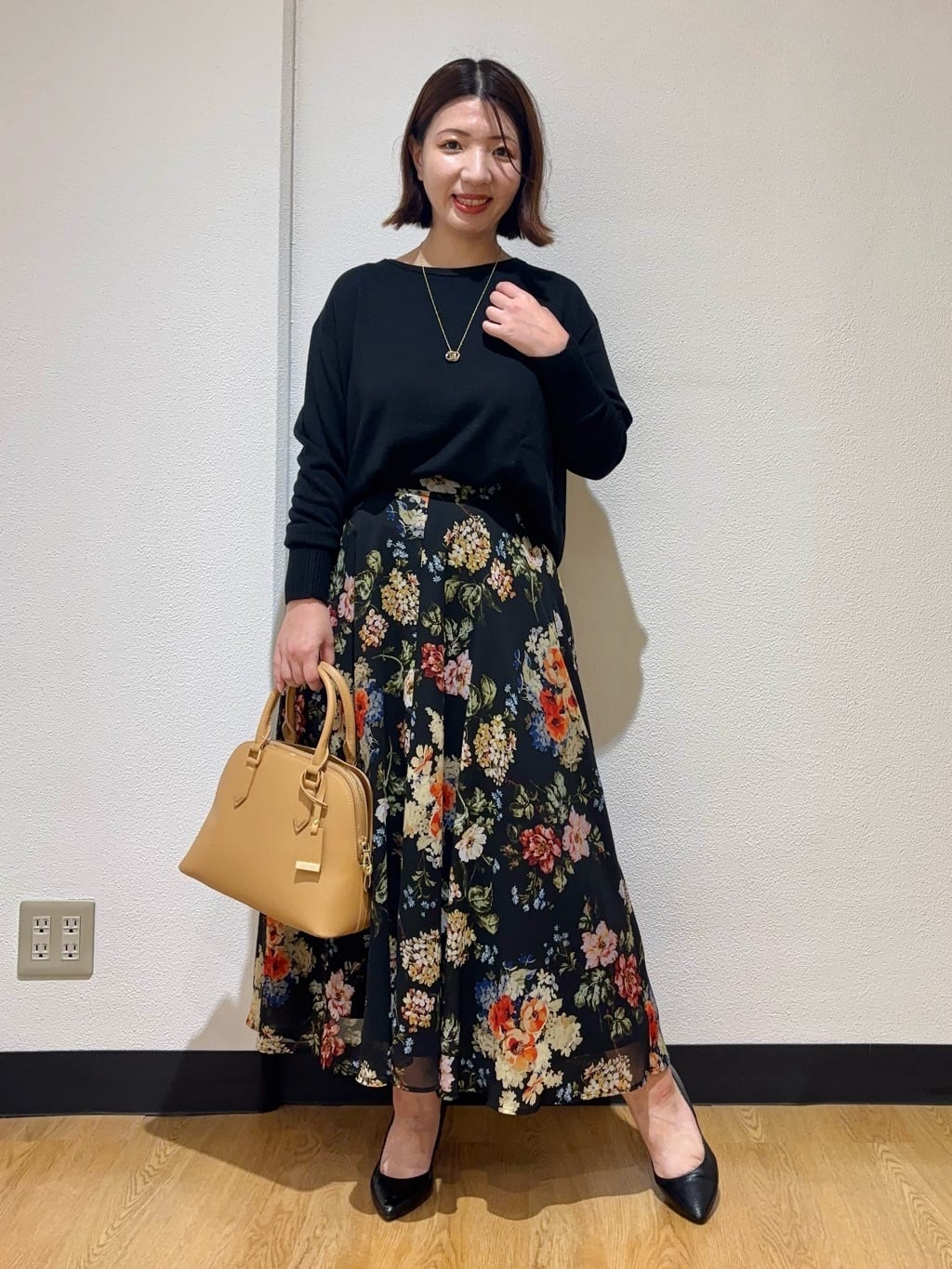 MIKIKOさんの「UNTITLED｜【8色展開/体型カバー】魅せるタイムレスニット」を使ったコーディネート