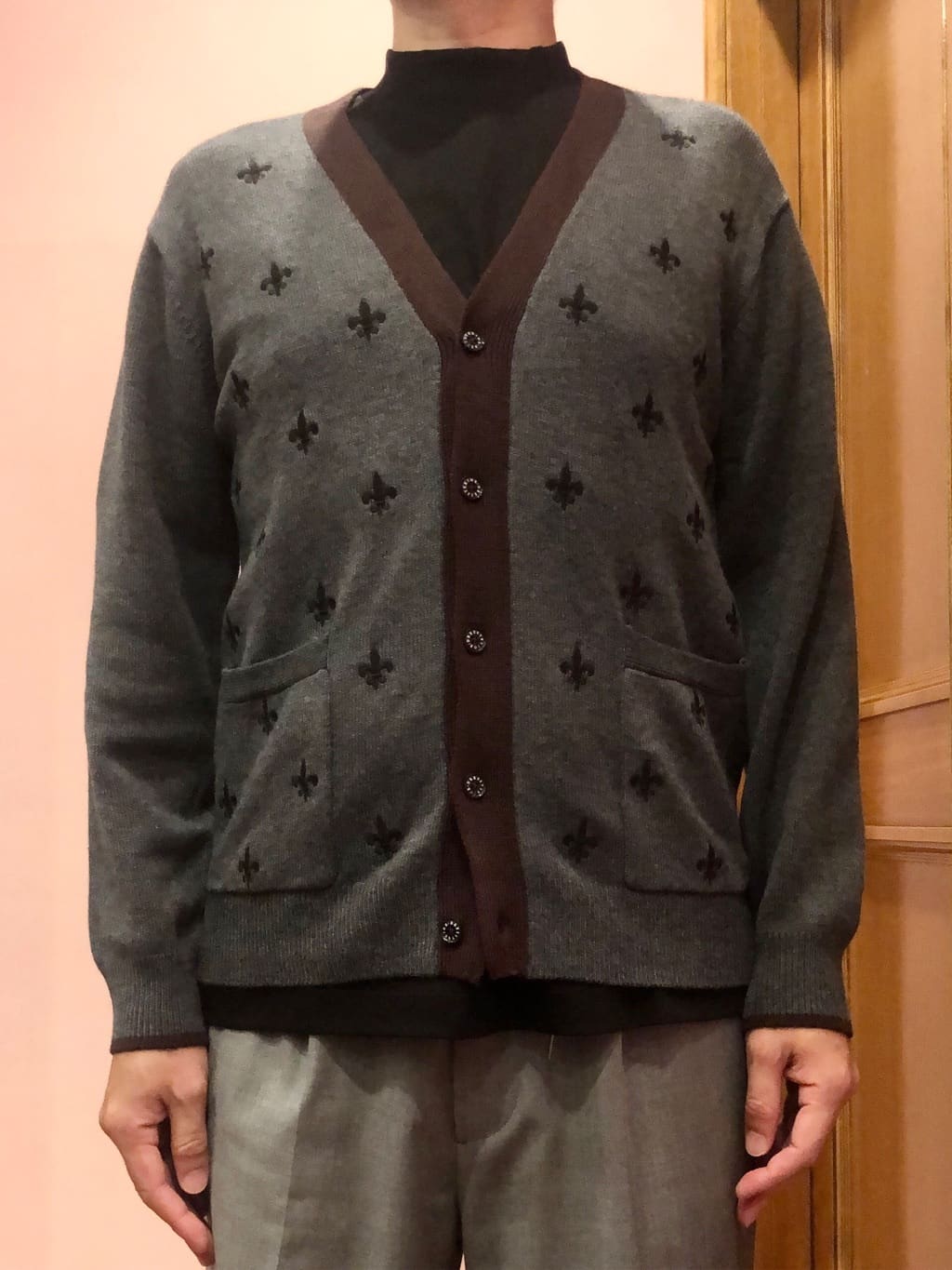 OKJさんの「DRESSTERIOR｜エンブロイダリー ニットカーディガン」を使ったコーディネート