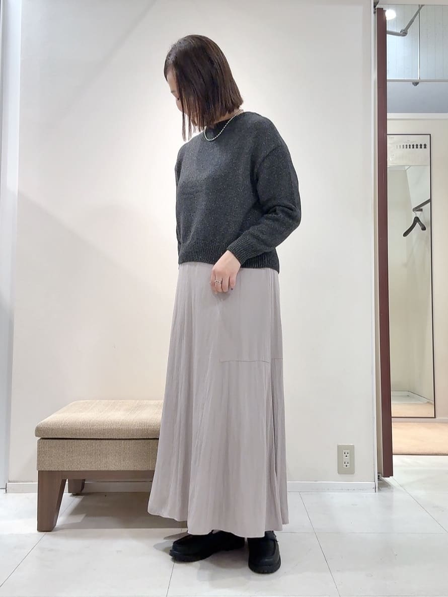 YUIさんの「UNTITLED｜【セットアップ可/ゆったり】ウール混ラメニット」を使ったコーディネート