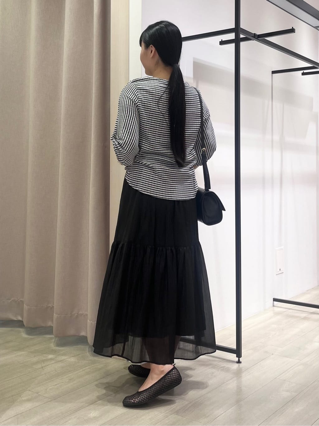 hasuさんの「INDIVI｜【UVケア／吸汗速乾】凹凸素材ねじり袖トップス」を使ったコーディネート