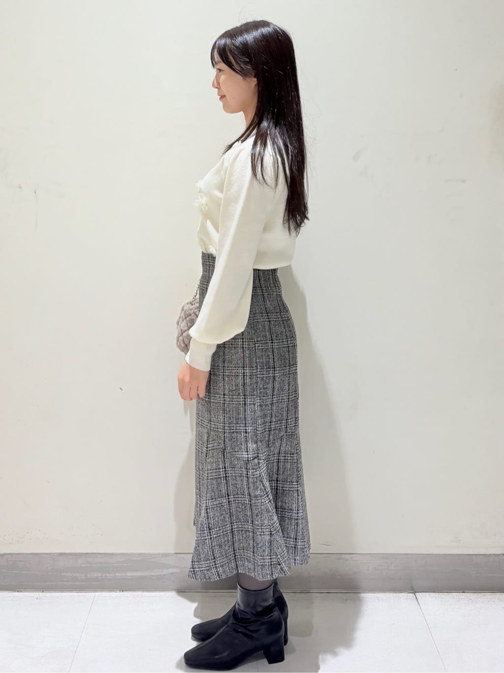 きみさんの「OPAQUE.CLIP｜フラワーモチーフハイネックニット【洗える】」を使ったコーディネート